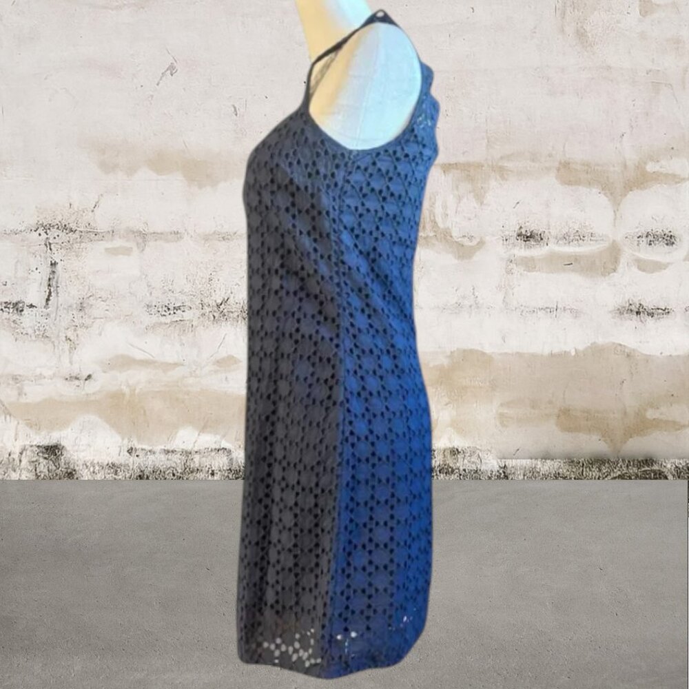 GAP Women's Navy Lace Eyelet Mini Dress Size 0 - Picture 3 of 6